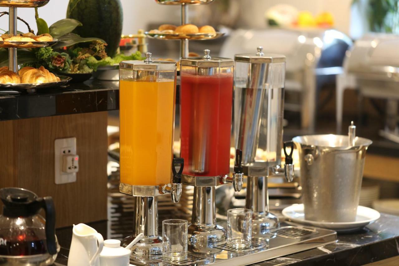 Clivia Hotel & Suite Đà Nẵng Extérieur photo
